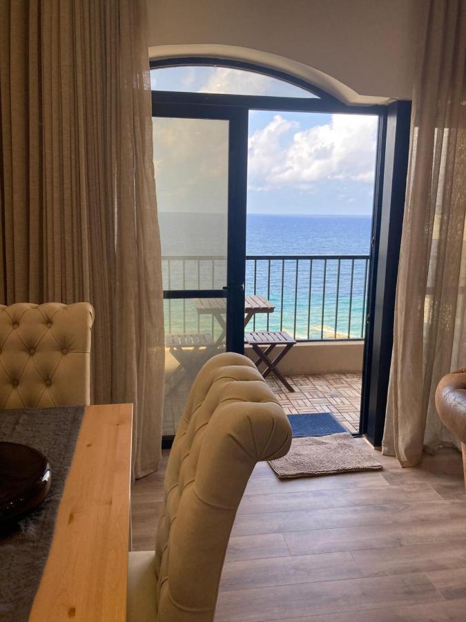 Beach Front High End Apartment, Direct Sea Views. Marsalforn Ngoại thất bức ảnh