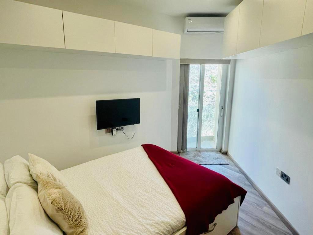 Beach Front High End Apartment, Direct Sea Views. Marsalforn Ngoại thất bức ảnh